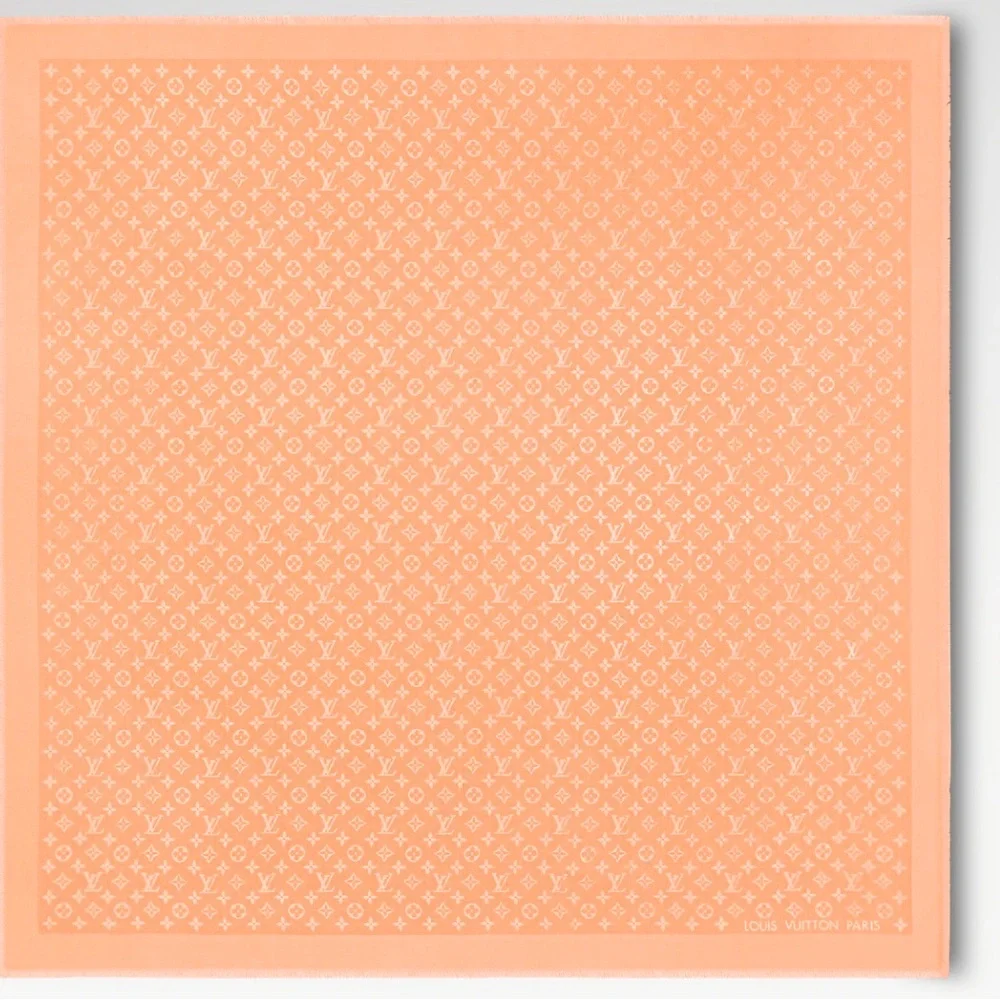 Authentic NWOT Louis Vuitton Monogram Apricot Shawl / Scarf - Picture 3 of 9